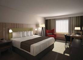 Country Inn & Suites by Radisson, Jackson, TN 5
