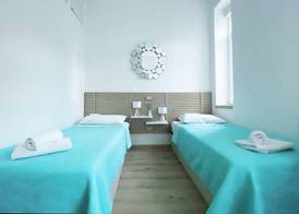 En-suite Iris on Rokova Street 4