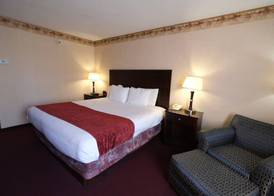 Fireside Inn & Suites Portland 4