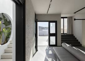CUBIC Mykonos Seafront Design Suites 3