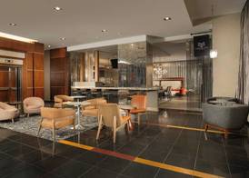 Courtyard Chicago Downtown/Magnificent Mile 5