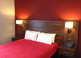 Ely House Hotel 2