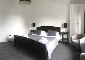 The Graeme Hotel 2