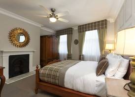 The Clerk & Well Pub and Rooms 5