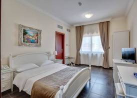 Royal Hotel 4