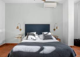 Limehome Granada Calle Sta. Ana 5