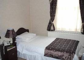 Dooly's Hotel 5