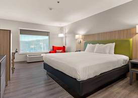 Country Inn & Suites by Radisson, Asheville - Outlet Mall 3
