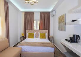 Ebita's Suites 4