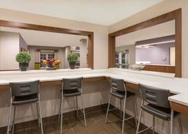 Microtel Inn & Suites by Wyndham 3