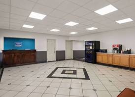 Rodeway Inn Commerce 2