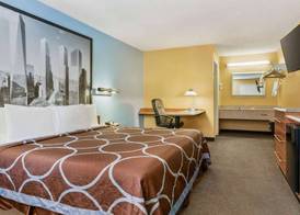 Super 8 by Wyndham Findlay 5