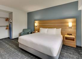Parkshore Resort 4
