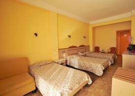 Ilis Hotel 4