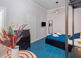 Cap Rooms 5