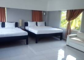 White Lotus Resort 3