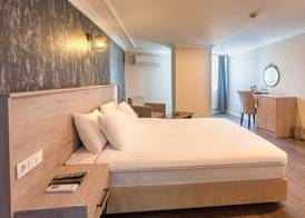 Marina Park Hotel 5