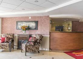 Econo Lodge Orillia 2