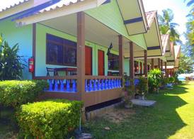 Lanta L.D. Beach Bungalow 5