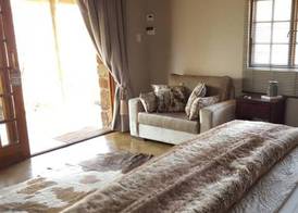Waterside Cottages & Villas - Self Catering 5