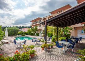 Skentos Hotel 2