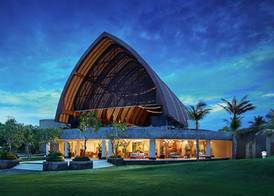 MERUSAKA Nusa Dua 3