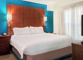 Residence Inn by Marriott Fort Myers 3