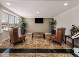 Quality Inn Saint Louis Airport 4