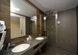 Hotel y Hostal Vall d Aneu 5