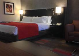 Holiday Inn MILWAUKEE RIVERFRONT by IHG 3