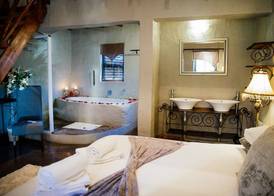 Monte Bello Estate, Cork Tree Collection 2