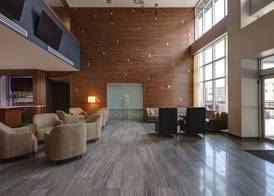 Courtyard by Marriott Iowa City University Heights 2