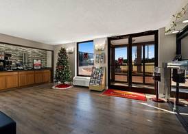 Econo Lodge 2