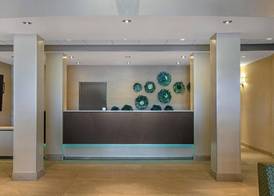 Best Western Plus Dartmouth Hotel & Suites 4