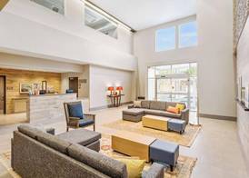Country Inn & Suites by Radisson, Flagstaff Downtown, AZ 4