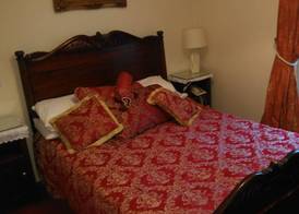 Fennessy's Hotel 5