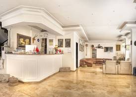 Temple Hotel 4