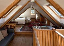1 Bed Suite - Sleeps 2, Patio, Parking & Wifi 3