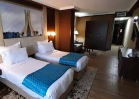 LB Suites Hotel 4
