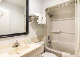 Quality Inn near Six Flags Douglasville 5
