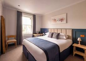 The Stroud Hotel 5