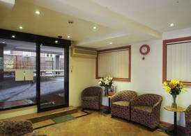 Edgecliff Lodge Motel 2