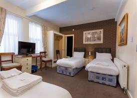 Maples Hotel 4