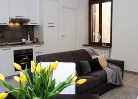 JOIVY Cute 1-bedroom flat next to Lake Como 3