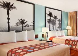 Super 8 by Wyndham Indio 2