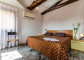 Venice Apartments 2