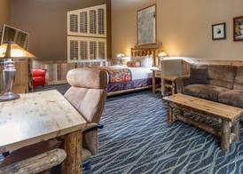 Best Western Plus Battleground Inn & Suites 4