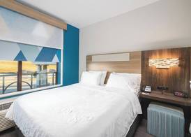 Holiday Inn Express & Suites SAINT ROBERT - LEONARD WOOD by IHG 5