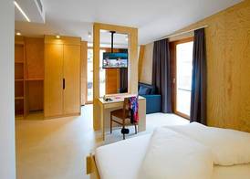 Kleinkunsthotel 3