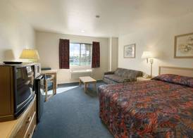 Days Inn by Wyndham Riverside Tyler Mall 3
